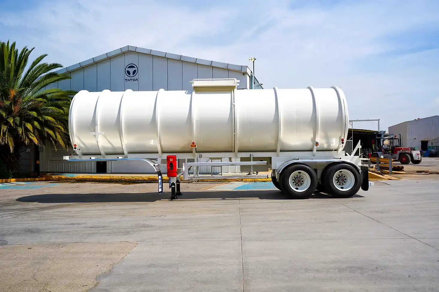 SEMIRREMOLQUE REFINADOS LATERAL TATSA zon